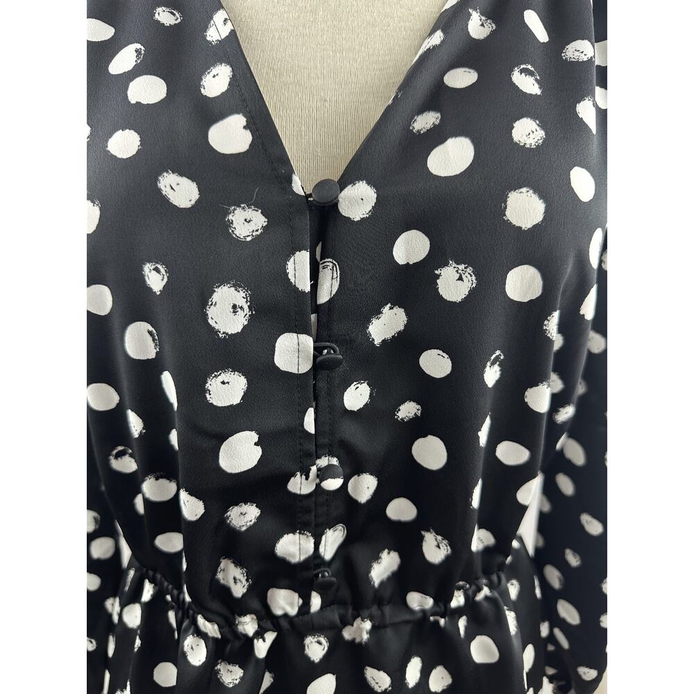 NWT J.Crew Peplum Blouse Painted Dot Satin Backed Crepe Polka Dot Black Size 2 - Picture 4 of 13